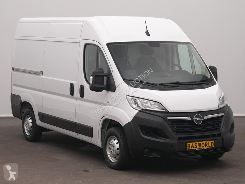 Véhicule utilitaire Opel 140PK