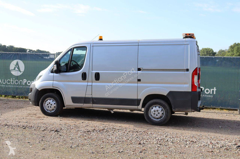 Véhicule utilitaire Citroën 4x4