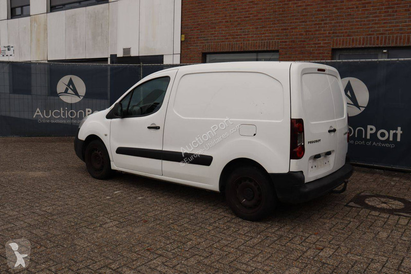 Véhicule utilitaire Peugeot