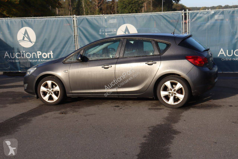 Véhicule utilitaire Opel