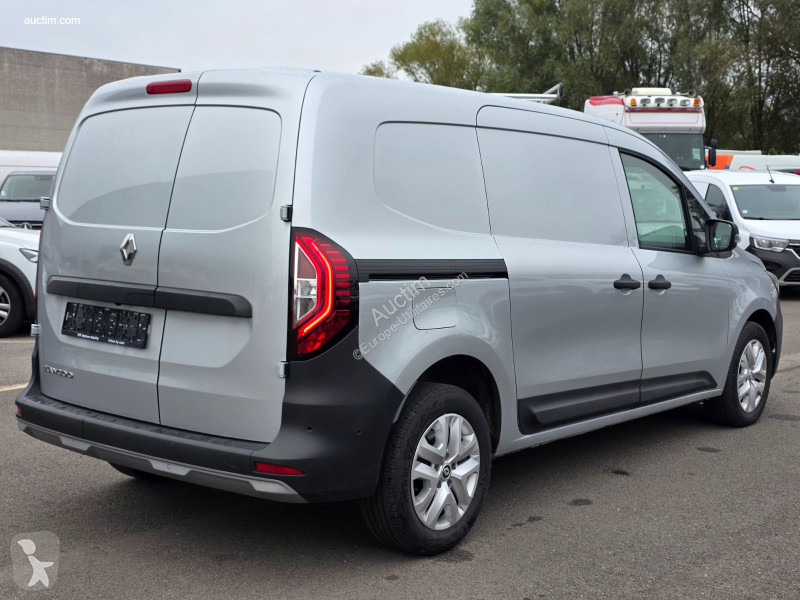 Véhicule utilitaire Renault kangoo