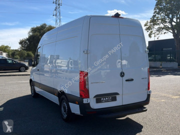 Véhicule utilitaire Mercedes