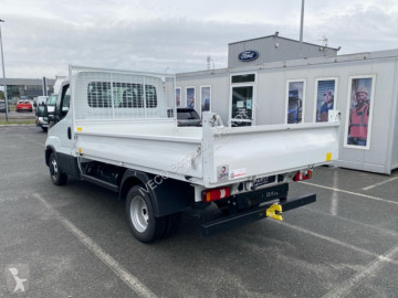 Véhicule utilitaire Iveco