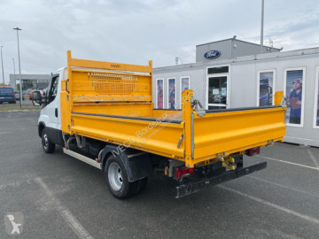 Véhicule utilitaire Iveco