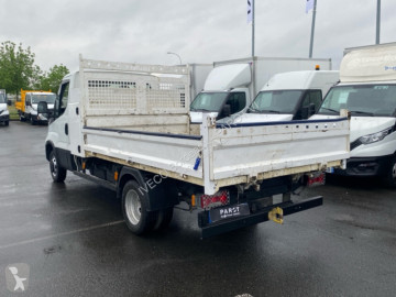 Véhicule utilitaire Iveco