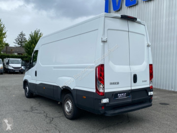 Véhicule utilitaire Iveco
