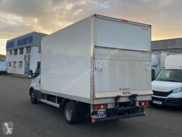 Véhicule utilitaire Iveco