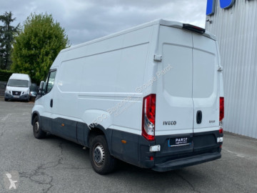 Véhicule utilitaire Iveco