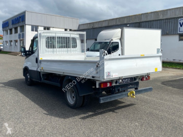 Véhicule utilitaire Iveco