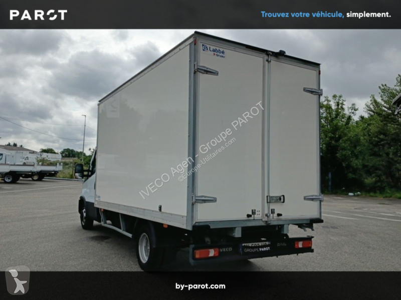Véhicule utilitaire Iveco 35C16H3.0 empattement...