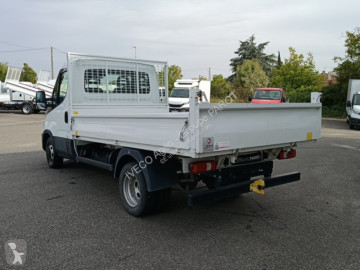 Véhicule utilitaire Iveco