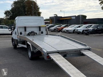 Véhicule utilitaire Iveco