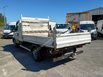 Véhicule utilitaire Iveco