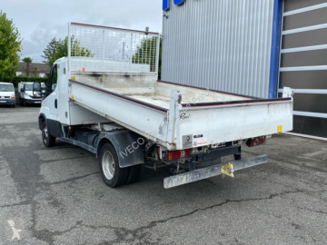 Véhicule utilitaire Iveco