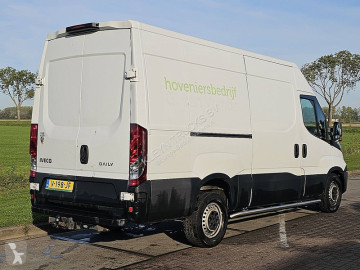 Fourgon Iveco