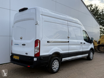 Fourgon Ford