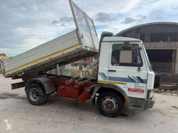 Utilitaire benne Iveco
