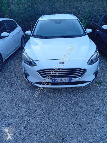 Véhicule utilitaire Ford
