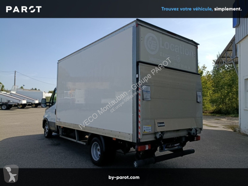 Véhicule utilitaire Iveco 35C16H3.0 empattement...