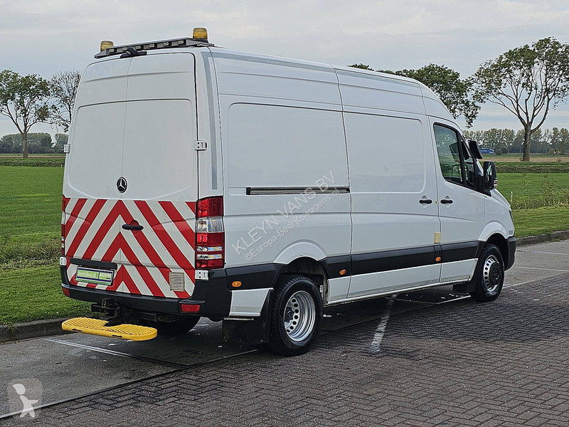Véhicule utilitaire Mercedes 519 L2H2 N1 V6...