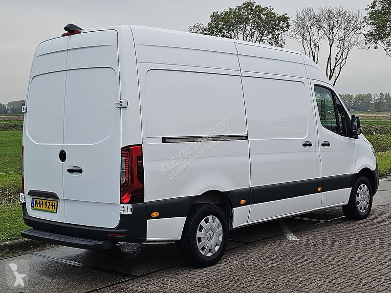 Véhicule utilitaire Mercedes 315 L2H2 Mbux10 2x...