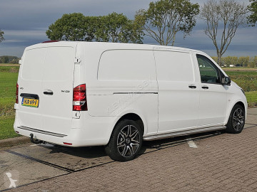 Fourgon Mercedes