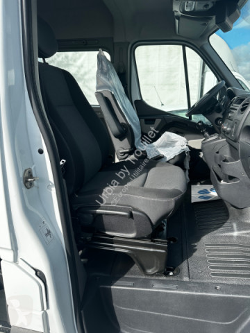 Renault cargo van