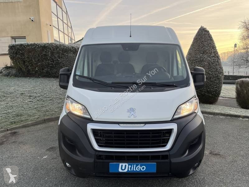 Peugeot 2.2 blue HDI 140 ASPHALT van