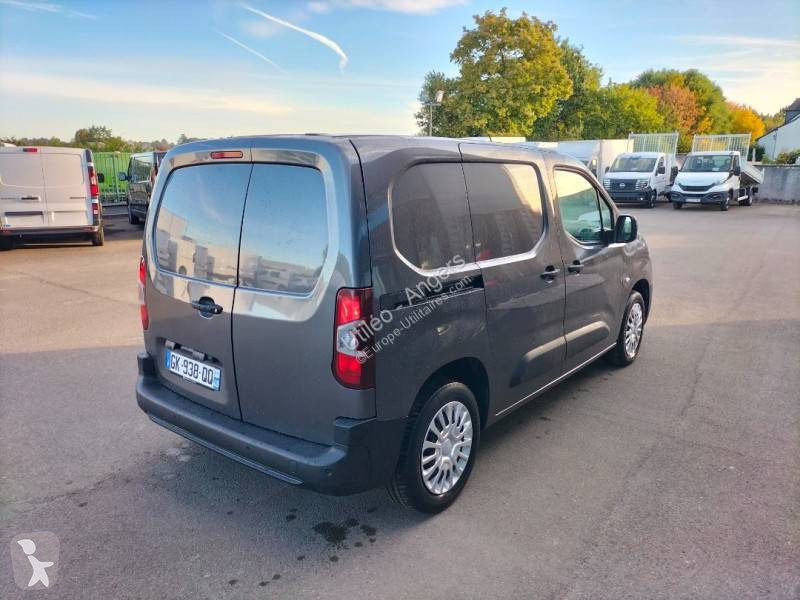 Užitkové vozidlo Toyota MEDIUM 1.5L 100CH D-4D