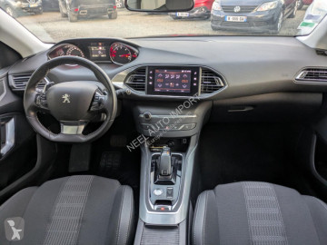 Peugeot estate car