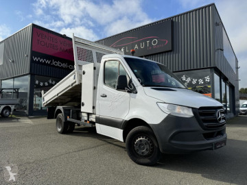 Mercedes tipper van