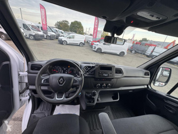 Renault tipper van