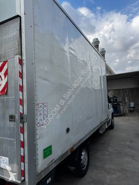 Užitkové vozidlo Peugeot 335 HDI 130