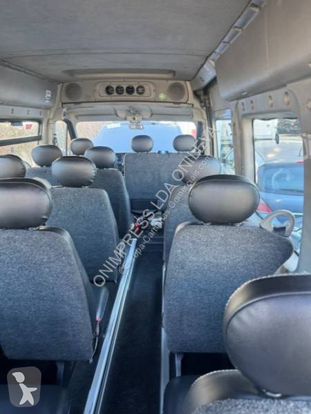 Renault 2.5 D van