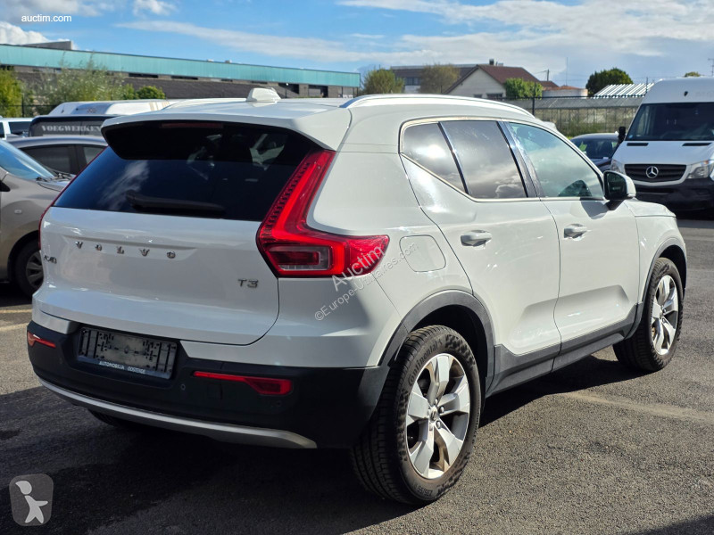 Volvo xc40 van