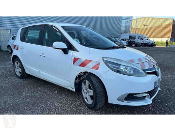 Renault MPV car