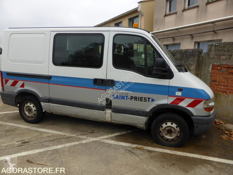 Renault MASTER van