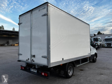 Furgoneta Iveco Daily CCb 35C16H 3.0 Caisse - 34 900 € HT