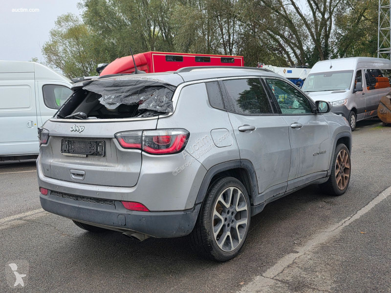 Jeep compass van