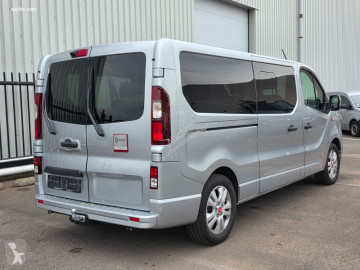 Renault van
