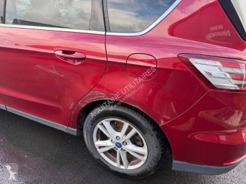 Ford MPV car