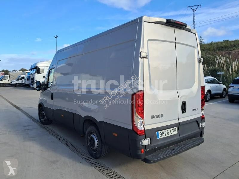 Furgoneta Iveco DAILY 35S14 12M3