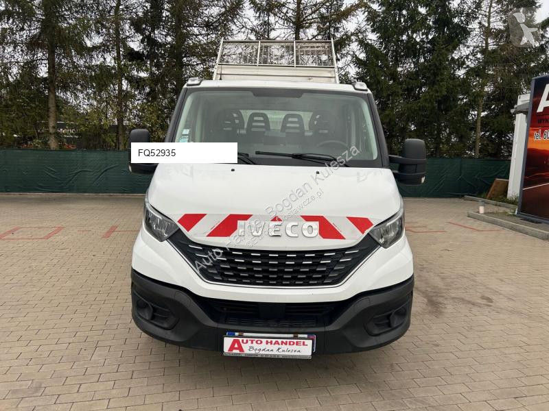 Iveco 35s18 van