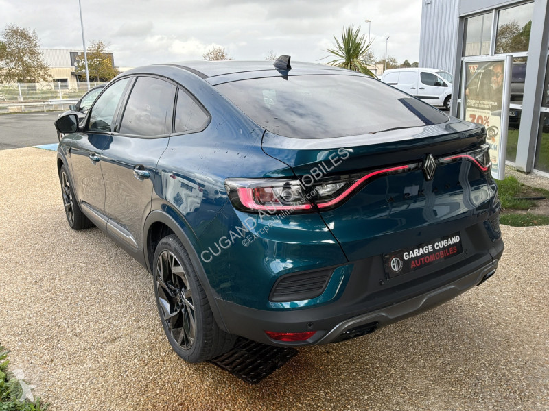 Furgoneta Renault 1.6 E-TECH 145CH FULL HYBRID...