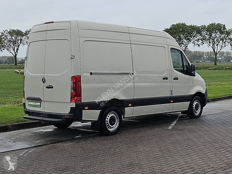 Mercedes 311 L2H2 Mbux Achterwielaandrijving...