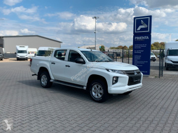 Pick up Mitsubishi