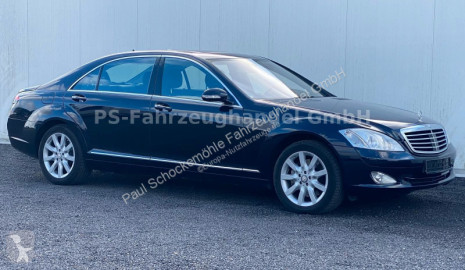 Vůz kabriolet Mercedes