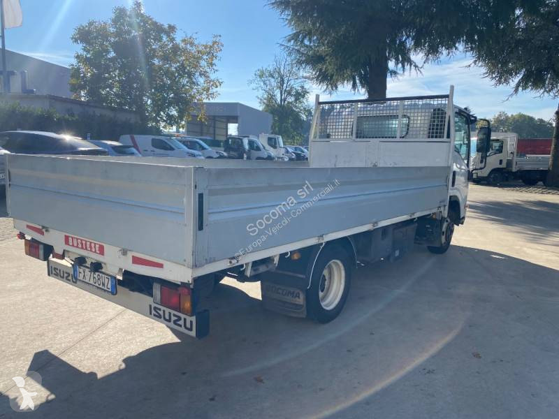 Furgoneta Isuzu 3.0L 150CV