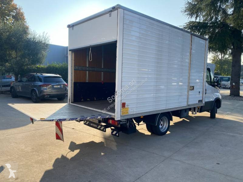 Furgoneta Iveco 35C14