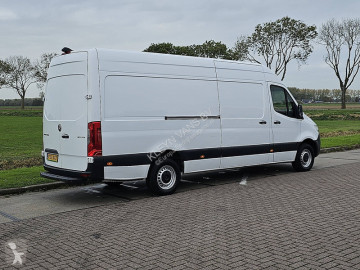 Mercedes cargo van